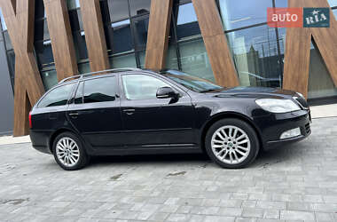 Универсал Skoda Octavia 2012 в 