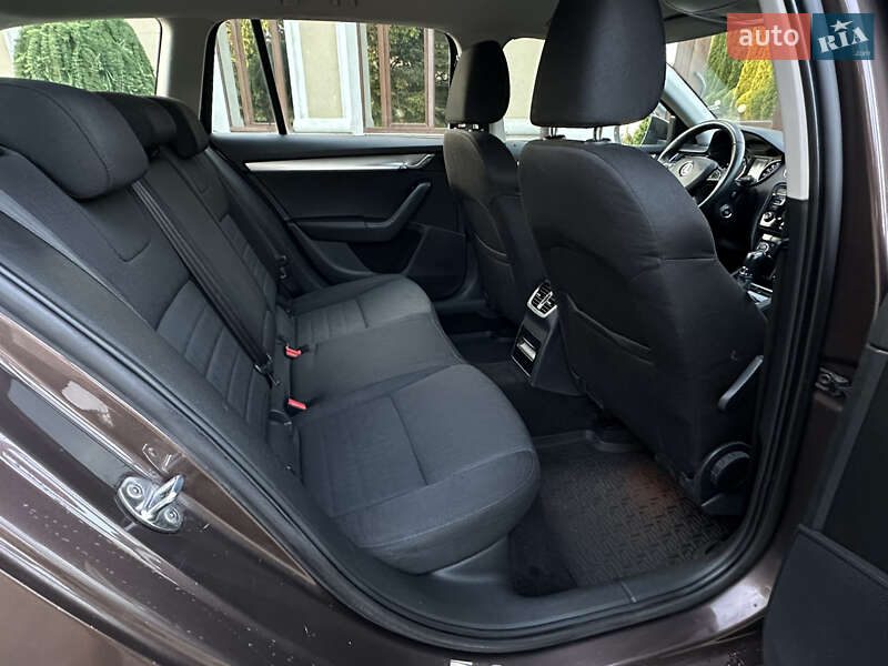 Универсал Skoda Octavia 2014 в Сарнах