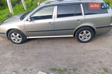Універсал Skoda Octavia 2006 в Сквирі