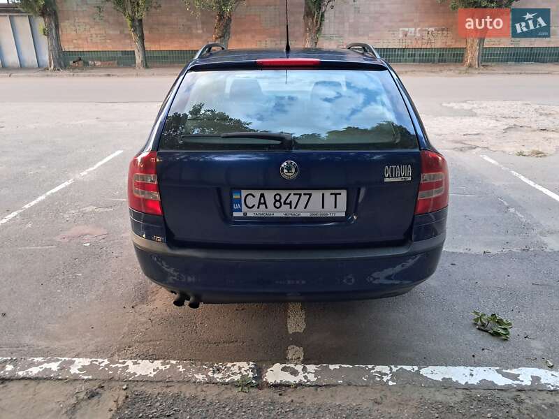 Універсал Skoda Octavia 2006 в Черкасах