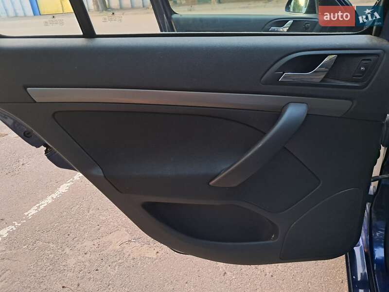 Універсал Skoda Octavia 2006 в Черкасах