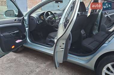Лифтбек Skoda Octavia 2010 в 