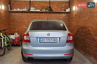 Лифтбек Skoda Octavia 2010 в 