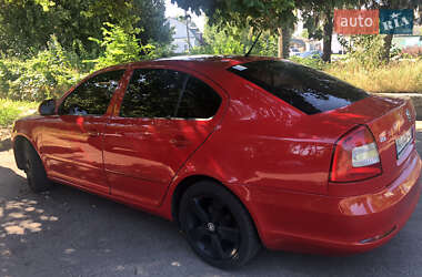Лифтбек Skoda Octavia 2010 в 