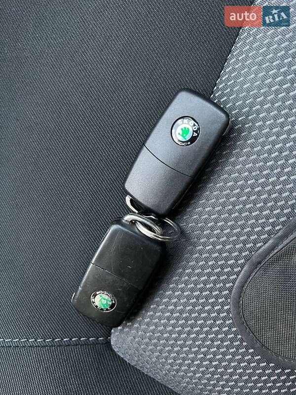 Лифтбек Skoda Octavia 2008 в Полтаве