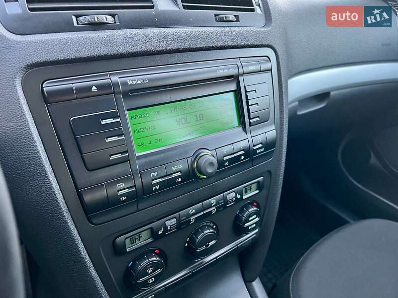 Лифтбек Skoda Octavia 2008 в Полтаве