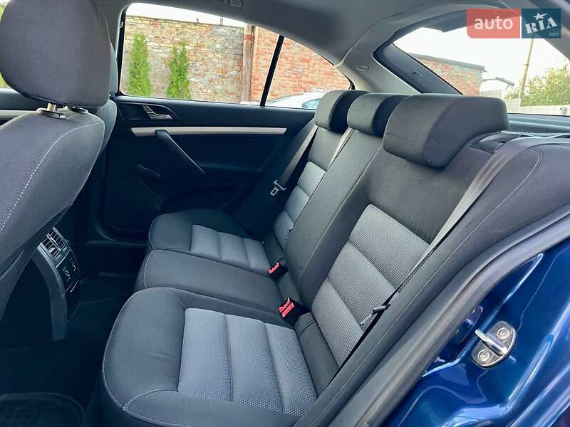 Лифтбек Skoda Octavia 2008 в Полтаве