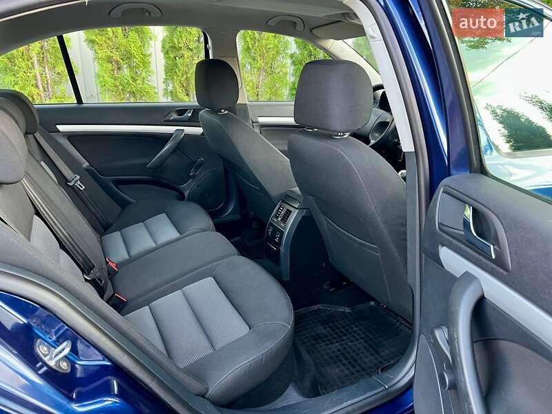 Лифтбек Skoda Octavia 2008 в Полтаве