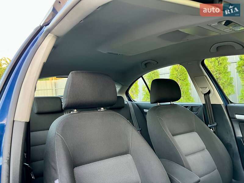 Лифтбек Skoda Octavia 2008 в Полтаве