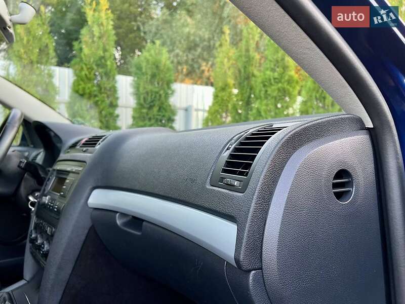 Лифтбек Skoda Octavia 2008 в Полтаве