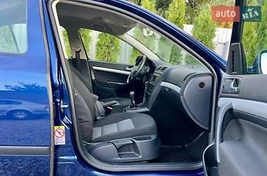 Лифтбек Skoda Octavia 2008 в 