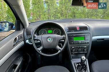 Лифтбек Skoda Octavia 2008 в 