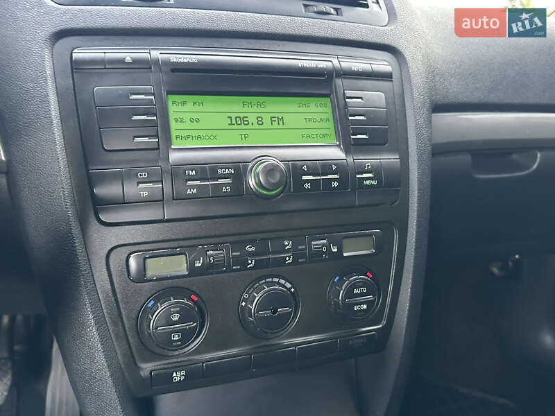 Лифтбек Skoda Octavia 2004 в Нововолынске
