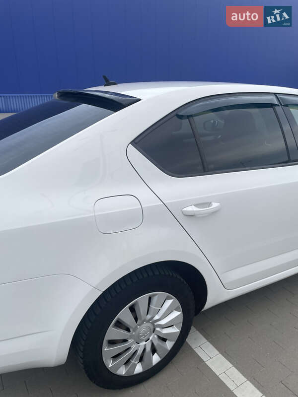 Лифтбек Skoda Octavia 2013 в Сумах