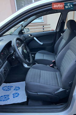 Универсал Skoda Octavia 2006 в 