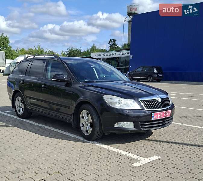 Универсал Skoda Octavia 2010 в Дубно
