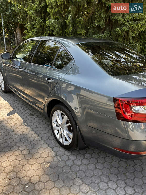 Лифтбек Skoda Octavia 2017 в Харькове