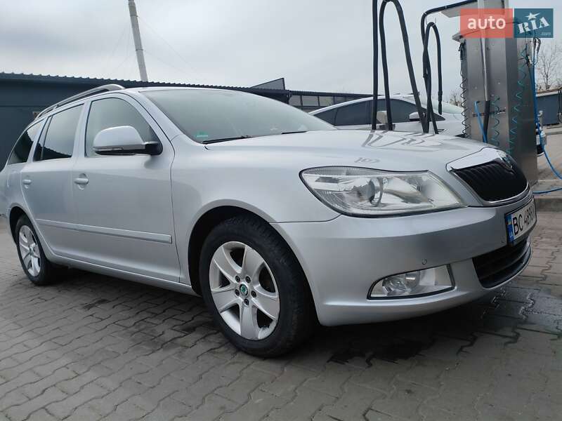 Універсал Skoda Octavia 2013 в Шептицькому фото 4 Універсал Skoda Octavia 2013 в Шептицькому