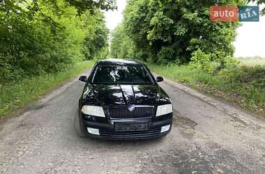Ліфтбек Skoda Octavia 2010 в Рівному