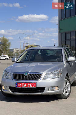 Универсал Skoda Octavia 2013 в Нововолынске
