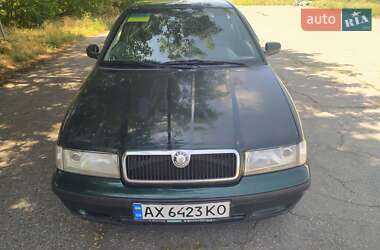 Лифтбек Skoda Octavia 2000 в 