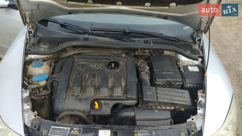 Универсал Skoda Octavia 2010 в Сумах