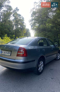 Лифтбек Skoda Octavia 2005 в 