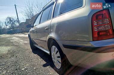 Универсал Skoda Octavia 2006 в Сквире