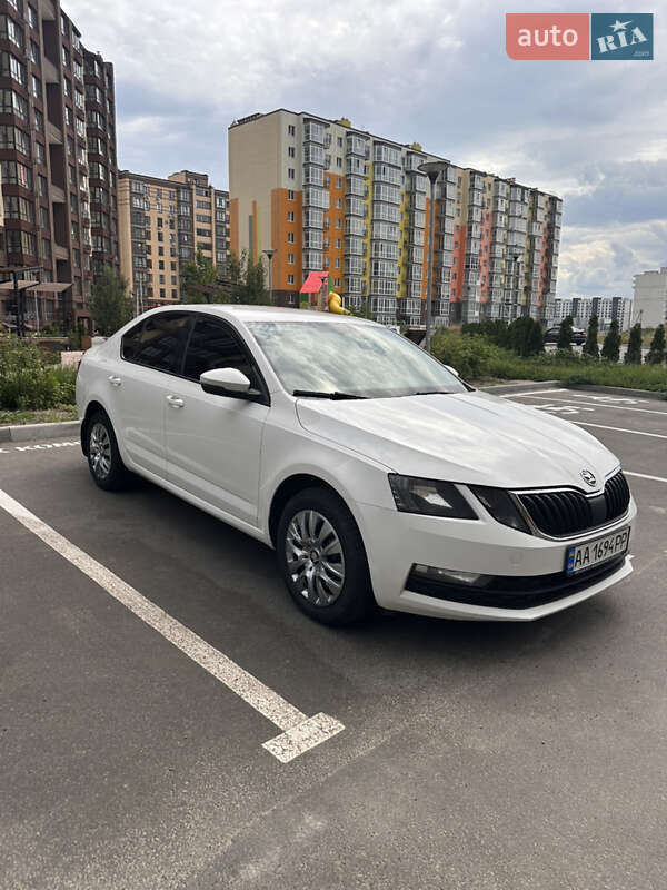 Лифтбек Skoda Octavia 2019 в Виннице
