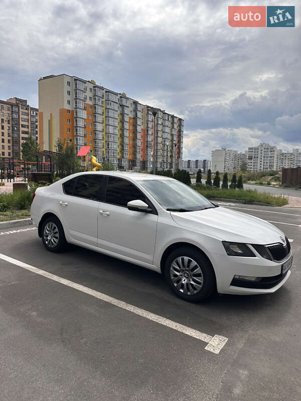 Лифтбек Skoda Octavia 2019 в Виннице