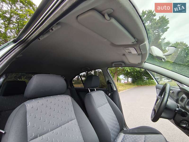 Лифтбек Skoda Octavia 2009 в Новоднестровске