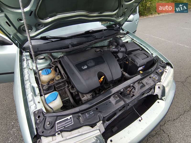 Лифтбек Skoda Octavia 2009 в Новоднестровске