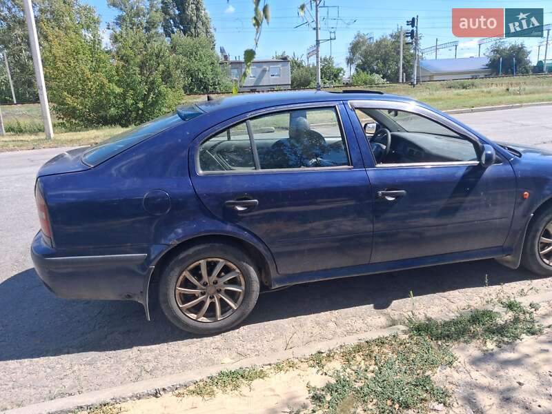 Лифтбек Skoda Octavia 1998 в Кременчуге фото 2 Лифтбек Skoda Octavia 1998 в Кременчуге