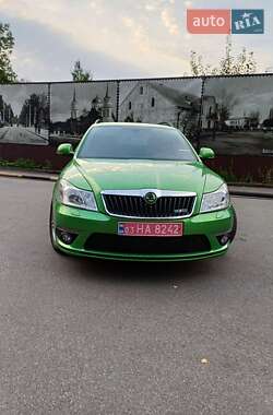Универсал Skoda Octavia 2012 в Чернигове