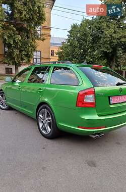 Універсал Skoda Octavia 2012 в Чернігові