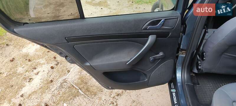 Лифтбек Skoda Octavia 2006 в Кропивницком