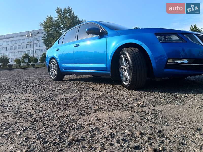 Ліфтбек Skoda Octavia 2017 в Ужгороді
