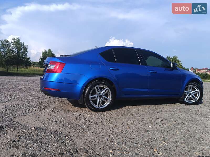 Ліфтбек Skoda Octavia 2017 в Ужгороді