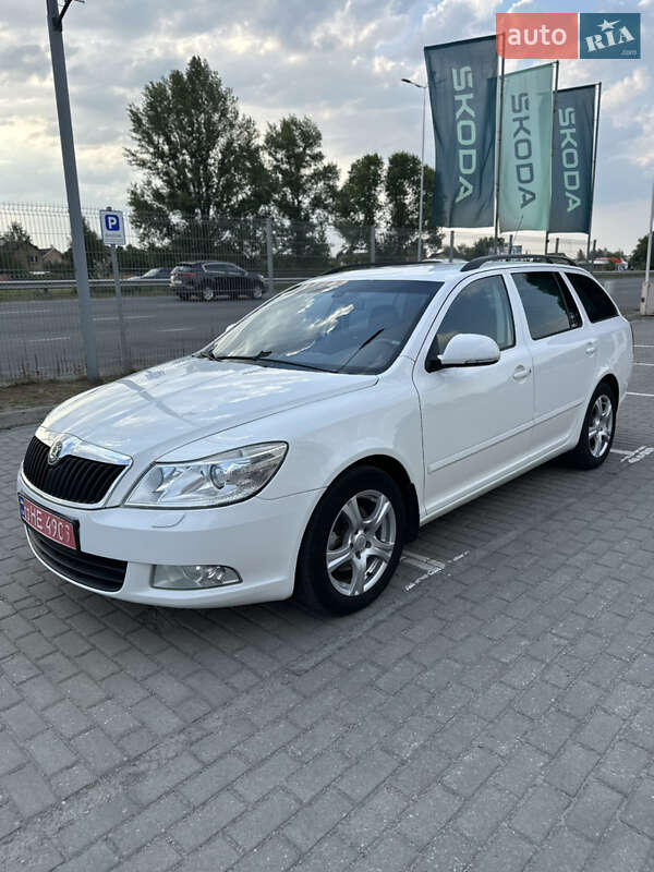 Універсал Skoda Octavia 2009 в Києві