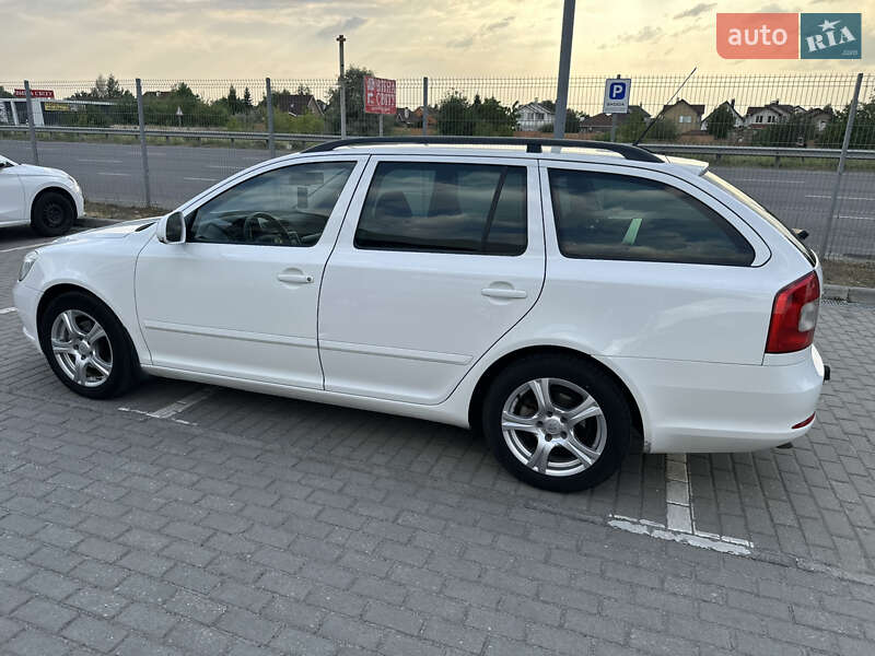 Універсал Skoda Octavia 2009 в Києві