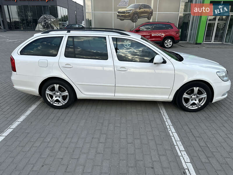 Універсал Skoda Octavia 2009 в Києві