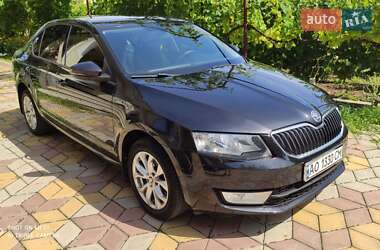 Ліфтбек Skoda Octavia 2013 в Середньому