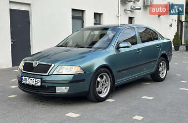 Лифтбек Skoda Octavia 2006 в 