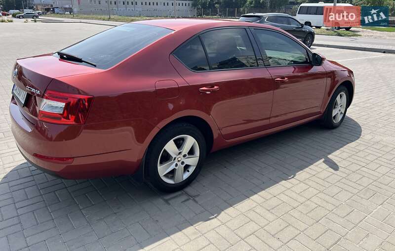 Лифтбек Skoda Octavia 2016 в Черкассах