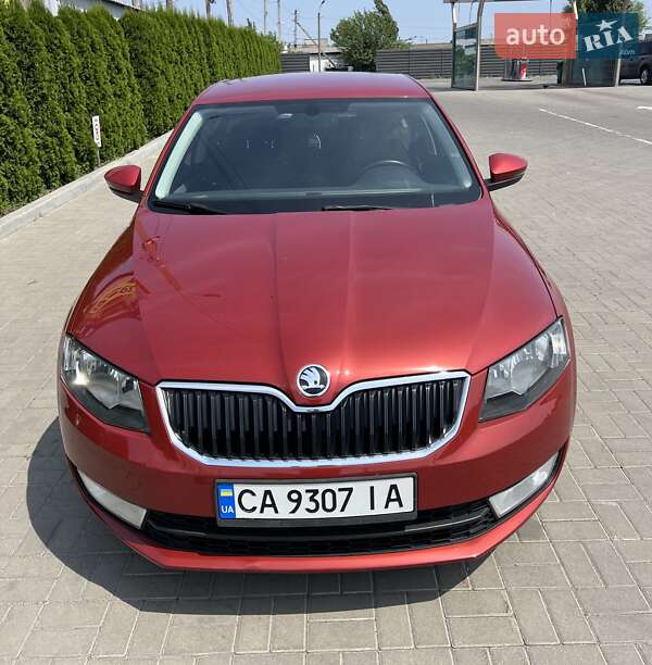 Лифтбек Skoda Octavia 2016 в Черкассах
