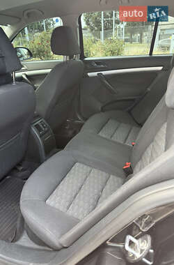 Лифтбек Skoda Octavia 2010 в 