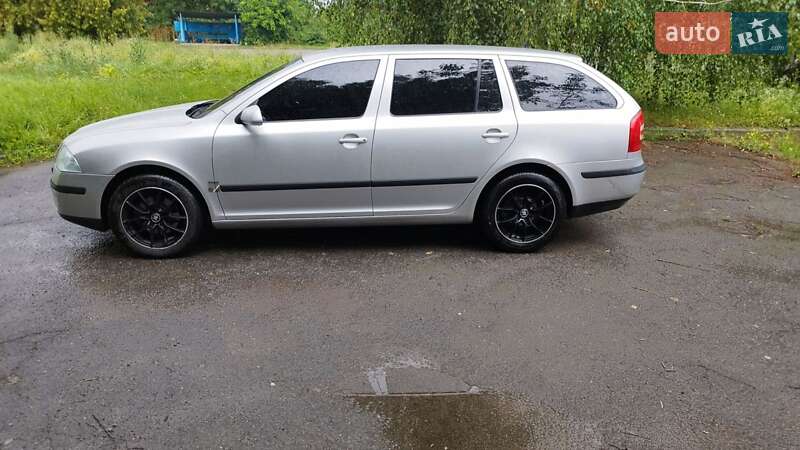 Универсал Skoda Octavia 2006 в Немирове