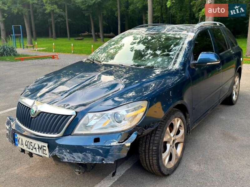 Универсал Skoda Octavia 2012 в Новой Басане