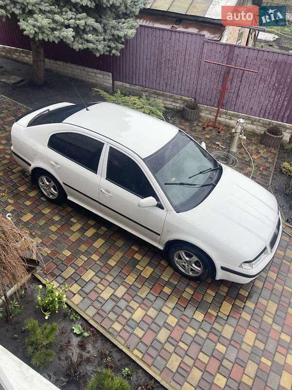 Ліфтбек Skoda Octavia 2006 в Чернігові
