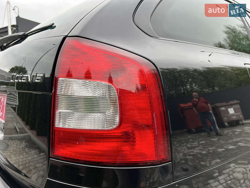 Универсал Skoda Octavia 2012 в Ровно